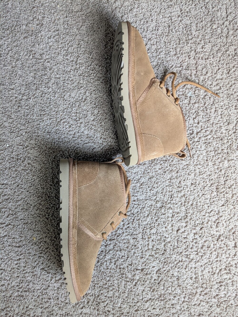 🐻 UGG Neumel Boots in Chestnut 🤎 - Picture 3 of 10